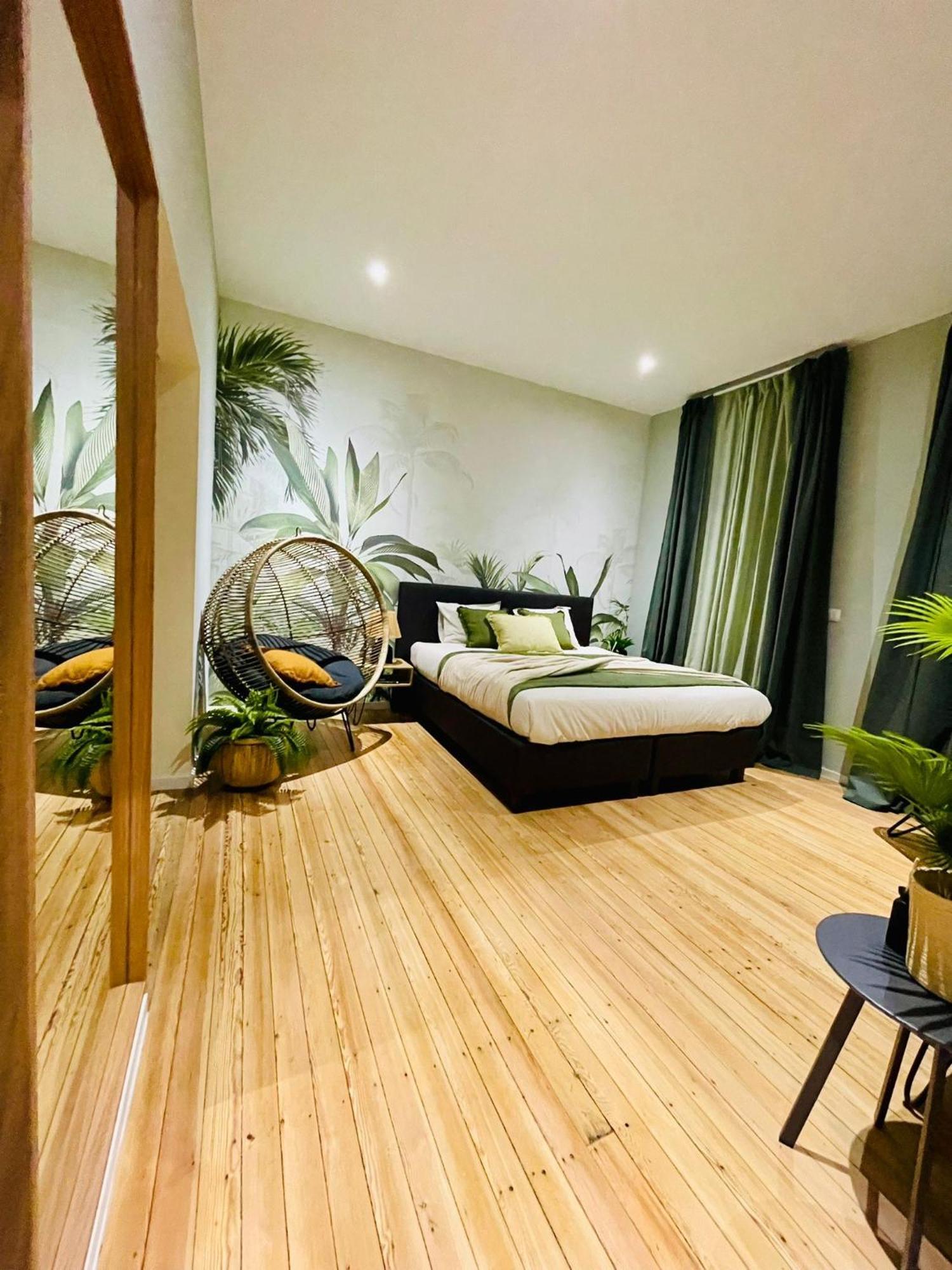 Appartement Exotique Avec Bain Balneo Лиеж Екстериор снимка
