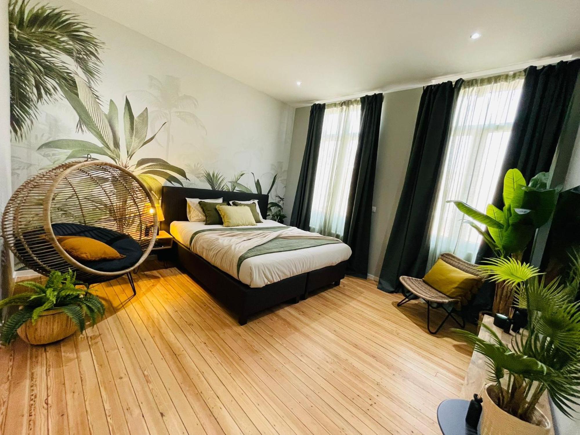 Appartement Exotique Avec Bain Balneo Лиеж Екстериор снимка
